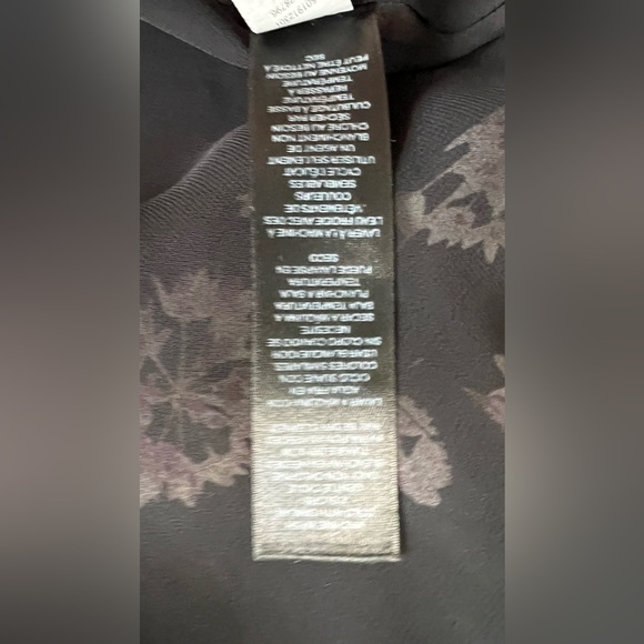 WHBM - Sleeveless Black Lilac Printed - Split Neckline With Lace Detailing - Picture 10 of 13